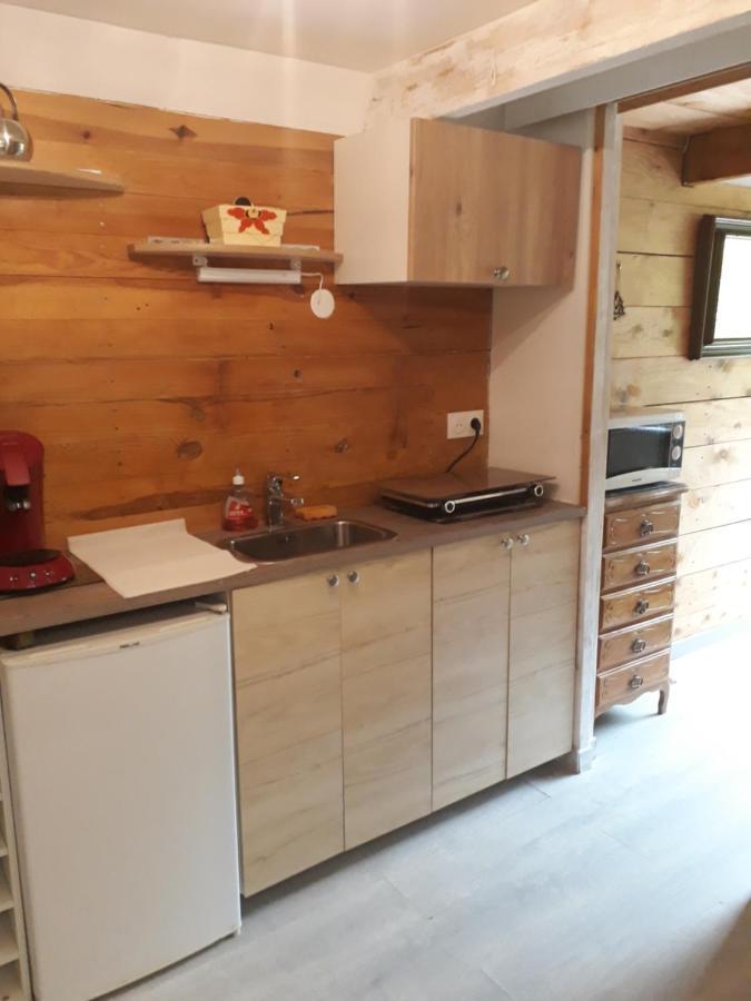 Patin Couffin Hotel Puyloubier Luaran gambar